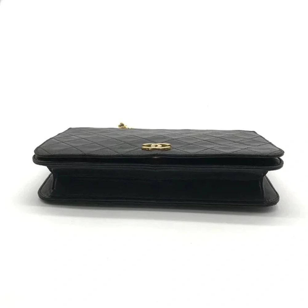 Authentic CHANEL black single flap lambskin classic bag 24k gold hardware - Picture 7 of 10
